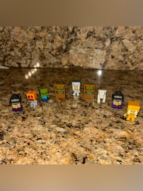 Minecraft Mini Figure Lot of 9